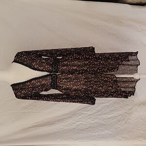 Xhilaration Size XS Sheer Crochet Trim Double Button High-Low Kimono Duster, EUC